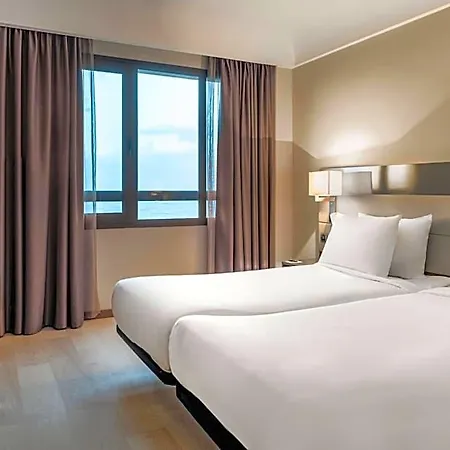 Ac Iberia Palmas By Marriott Hotel 4*