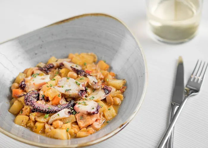 Hotel Ac Iberia Palmas By Marriott 4*