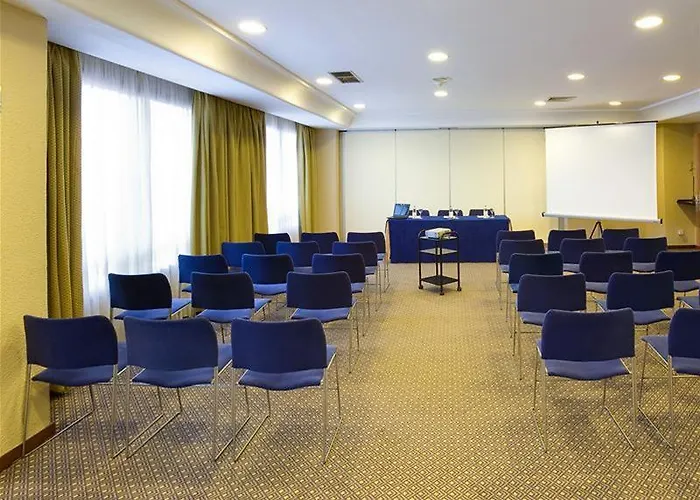 Hotel Ac Iberia Palmas By Marriott 4*